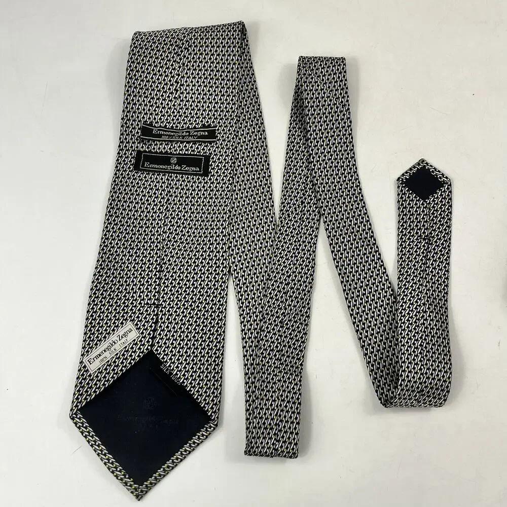 Ermenegildo Zegna Mens Tie Traditional Modern Geometric Print Silk Classic Cut